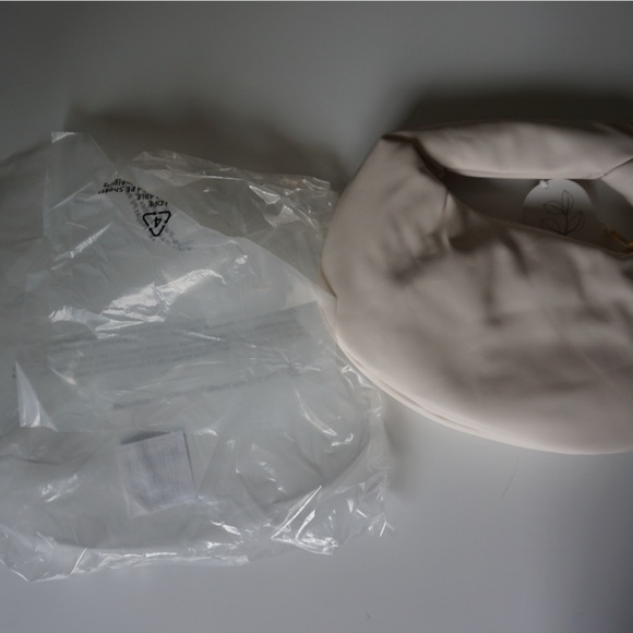 Melie Bianco Alexandra Top Handle Bag In Cream - Picture 4 of 6